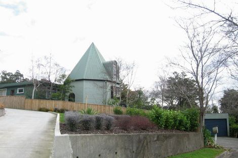 Photo of property in 12 Williams Terrace, Fitzherbert, Palmerston North, 4410