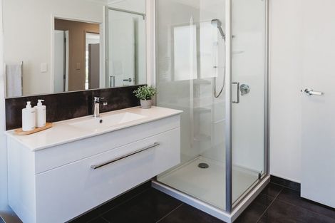 Photo of property in 5b Yates Place, Amberley, 7410