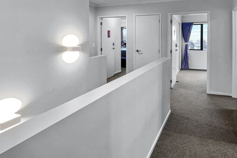 Photo of property in 7 Seafarer Crescent, Stanmore Bay, Whangaparaoa, 0932