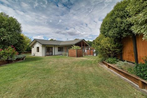 Photo of property in 83 Joll Road, Havelock North, 4130