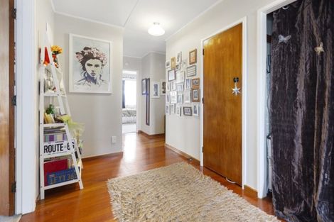 Photo of property in 99 Fairfield Road, Fairfield, Hamilton, 3214