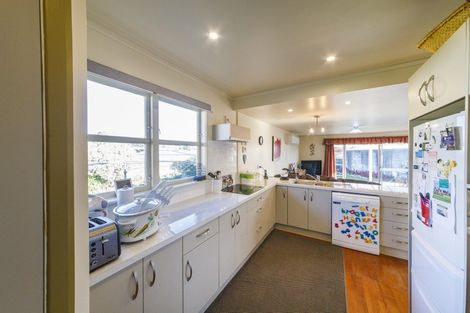 Photo of property in 79 Taumaihi Street, Bulls, 4818