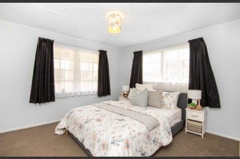 Photo of property in 35 Outram Grove, Kelson, Lower Hutt, 5010