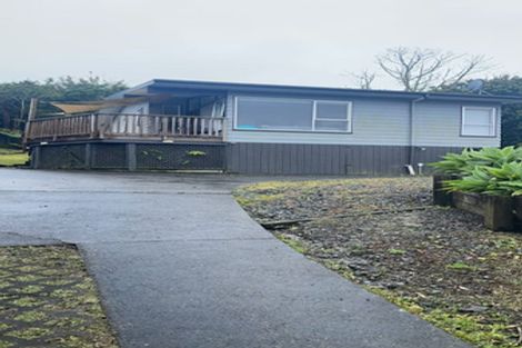 Photo of property in 11 Cottam Grove, Northcross, Auckland, 0632