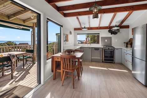 Photo of property in 29 Rewa Place, Russell, 0202