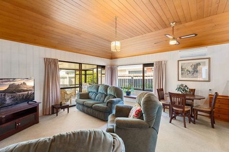 Photo of property in 2/14 Twelfth Avenue, Tauranga South, Tauranga, 3112
