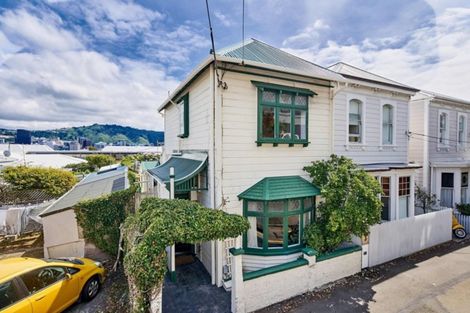 Photo of property in 1 Mcfarlane Street, Mount Victoria, Wellington, 6011