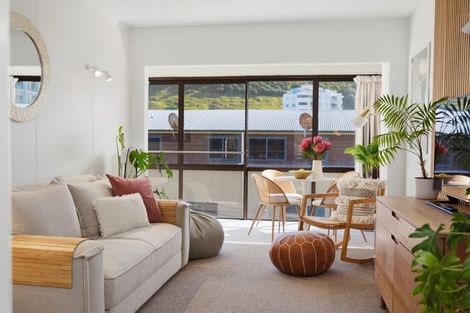 Photo of property in 40j Maunganui Road, Mount Maunganui, 3116