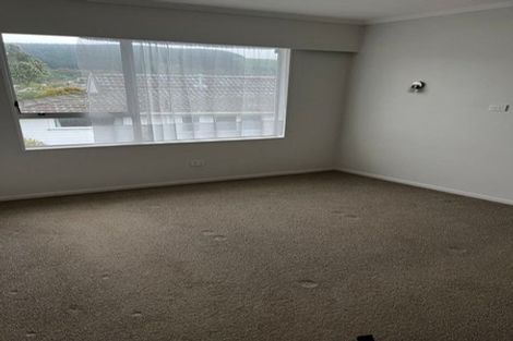 Photo of property in 1/4 Florio Terrace, Tawa, Wellington, 5028