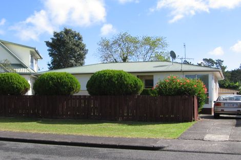 Photo of property in 79 Riverpark Crescent, Henderson, Auckland, 0610