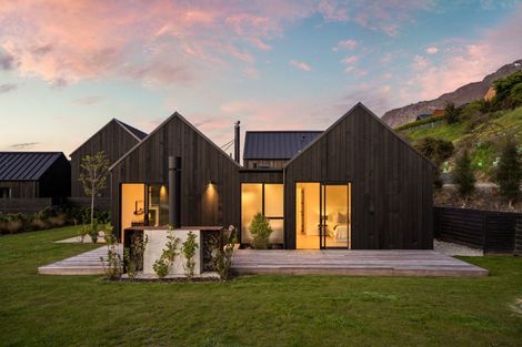 Photo of property in 7 Mckenzies Shute, Jacks Point, Queenstown, 9371