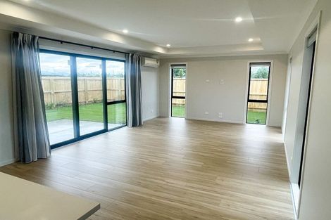 Photo of property in 27 Russell Lilley Drive, Rolleston, 7614