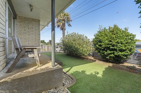 Photo of property in 1/35 Clemow Road, Fitzroy, New Plymouth, 4312