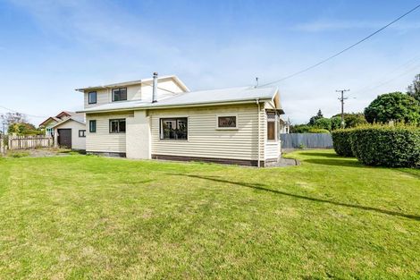 Photo of property in 117 Weraroa Road, Waverley, 4510