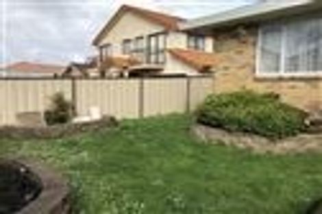 Photo of property in 2/421 Mount Albert Road, Mount Roskill, Auckland, 1041