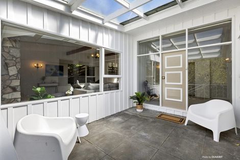 Photo of property in 54 Homewood Crescent, Karori, Wellington, 6012