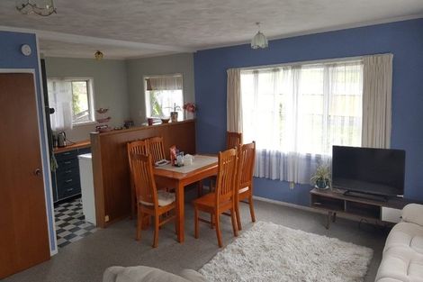 Photo of property in 1/5 Tirimoana Road, Te Atatu South, Auckland, 0602