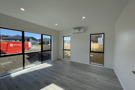 Photo of property in 4 Croatia Avenue, Huapai, Kumeu, 0810