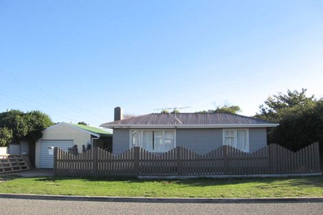 Photo of property in 27 Hillcrest Road, Raumati South, Paraparaumu, 5032