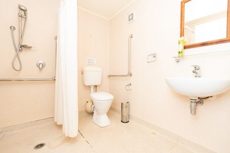 Photo of property in 4 Bankart Street, Raglan, 3225