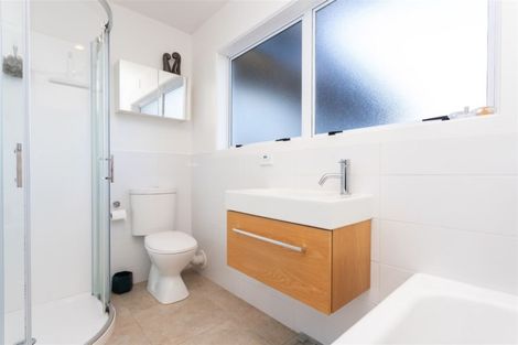 Photo of property in 1/32 Aotea Terrace, Huntsbury, Christchurch, 8022