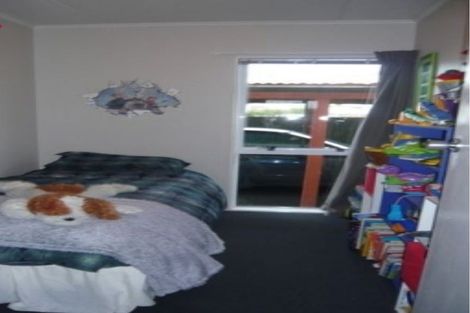 Photo of property in 64b Rowan Avenue, Aranui, Christchurch, 8061