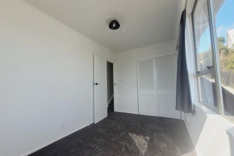 Photo of property in 114 Gloaming Hill, Titahi Bay, Porirua, 5022