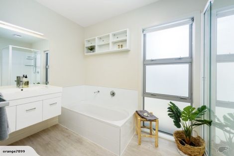 Photo of property in 8 Boulder Lane, Pyes Pa, Tauranga, 3112