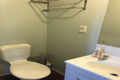 Photo of property in 1/13a Kitewao Street, Northcote, Auckland, 0627