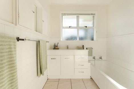 Photo of property in 29 Millers Road, Brookfield, Tauranga, 3110