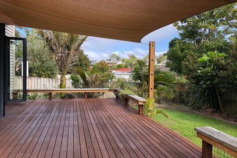 Photo of property in 2/13 Havelock Avenue, Forrest Hill, Auckland, 0620