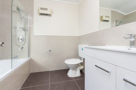 Photo of property in 175 Bleakhouse Road, Mellons Bay, Auckland, 2014