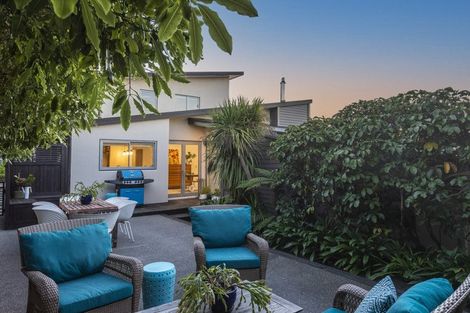 Photo of property in 11 Stonewall Place, Huntsbury, Christchurch, 8022