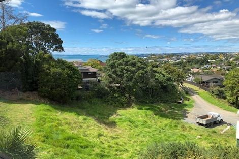 Photo of property in 153 Bleakhouse Road, Mellons Bay, Auckland, 2014