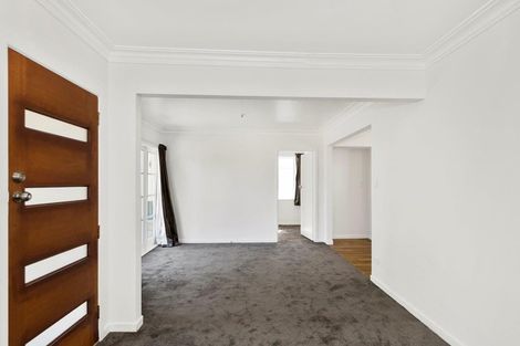 Photo of property in 67 Russell Road, Manurewa, Auckland, 2102