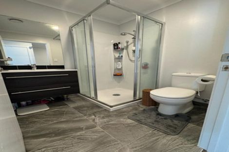 Photo of property in 30 Wharara Lane, Massey, Auckland, 0614