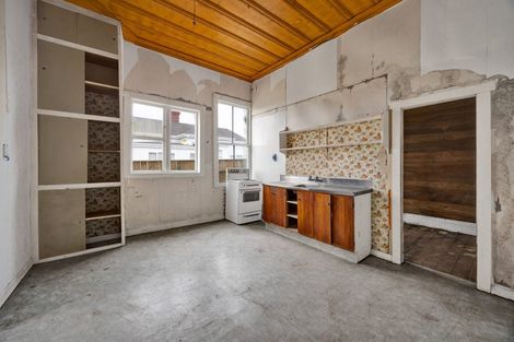 Photo of property in 15 Cornwall Street, Eltham, 4322