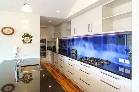 Photo of property in 34 Titoki Road, Waikanae Beach, Waikanae, 5036