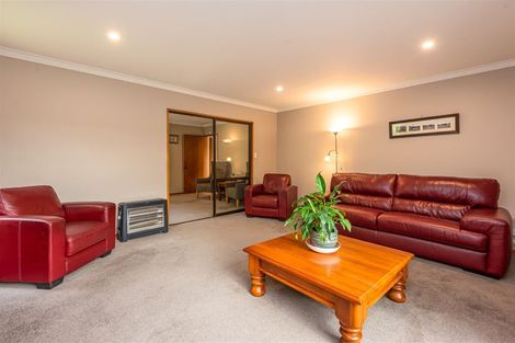 Photo of property in 1/66a Bowenvale Avenue, Cashmere, Christchurch, 8022