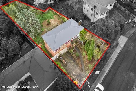 Photo of property in 8 Knox Road, Hillpark, Auckland, 2102