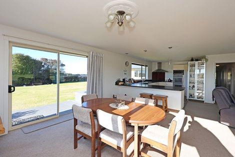 Photo of property in 70 Airedale Road, Weston, Oamaru, 9492
