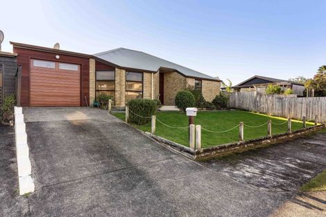 Photo of property in 103 Everitt Crescent, Whangamata, 3620