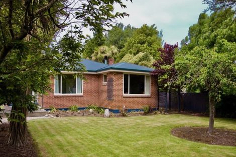 Photo of property in 92 Main North Road, Woodend, 7610