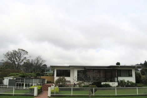 Photo of property in 17 Rawhiti Street, Stokes Valley, Lower Hutt, 5019