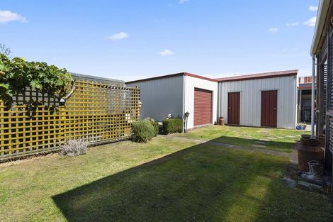 Photo of property in 27 Bidois Road, Fairy Springs, Rotorua, 3015