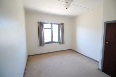 Photo of property in 27 Bullar Street, Grasmere, Invercargill, 9810