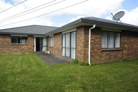 Photo of property in 19 Arlose Place, Westgate, Auckland, 0614