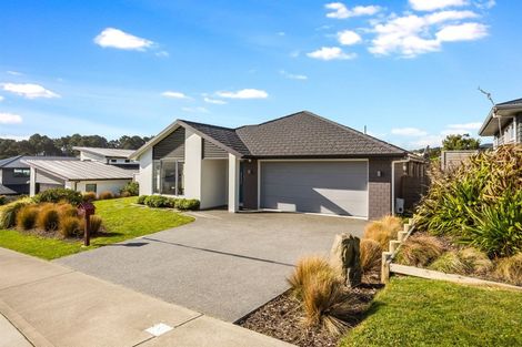 Photo of property in 15 Ken Douglas Drive, Aotea, Porirua, 5024