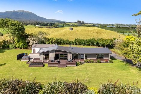 Photo of property in 1459 Carrington Road, Hurworth, New Plymouth, 4371