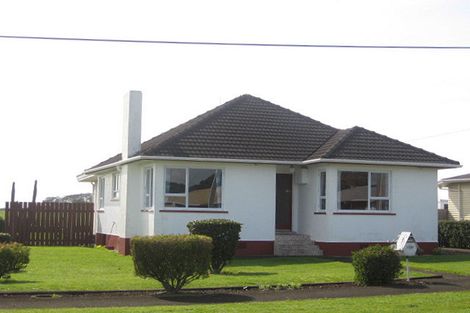 Photo of property in 20 King Street, Waitara, 4320